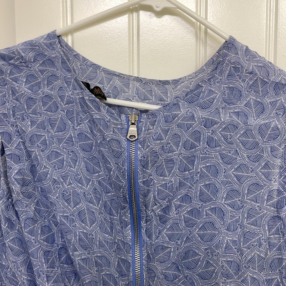 Banana Republic silk blend sleeveless top - Picture 6 of 8